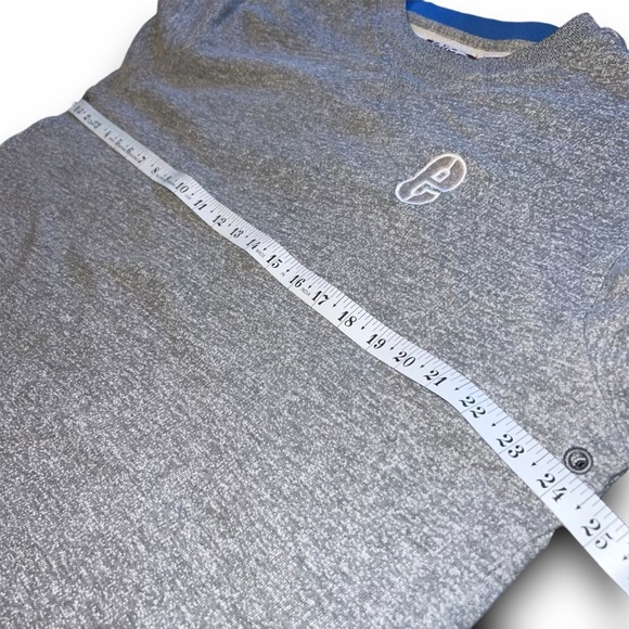 Etnies Mikey Taylor 09’ Collaboration Grey Pullover Crewneck Logo Hit Sweater - Picture 5 of 7